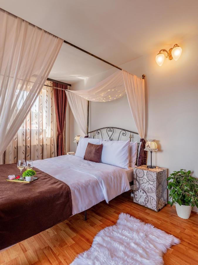 Rose Apartment Sighisoara Bagian luar foto